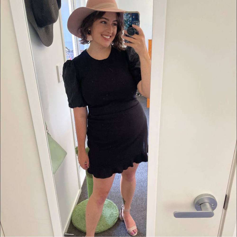 Meet your Posher, Celeste